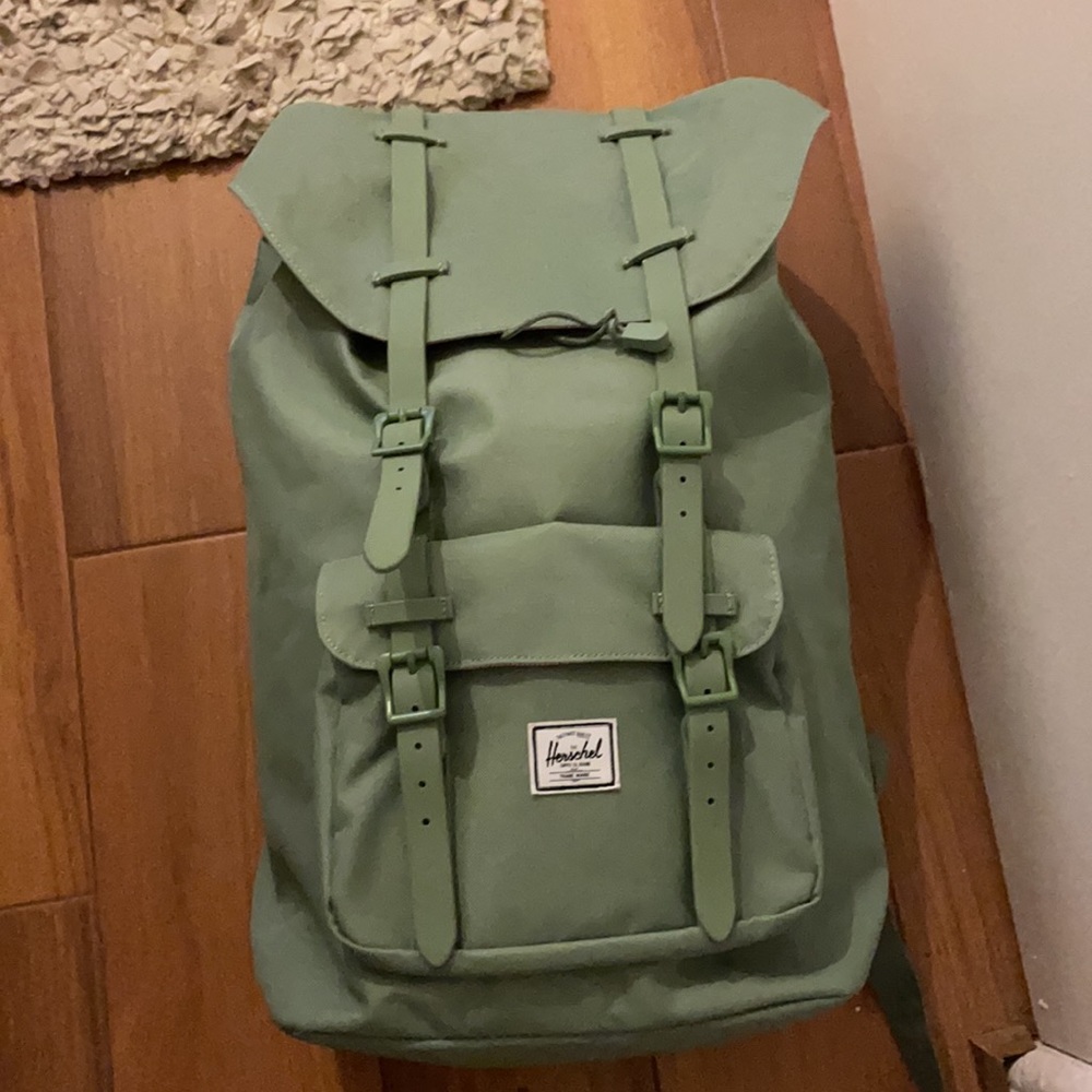 Herschel Little America Backpack in Sage Green